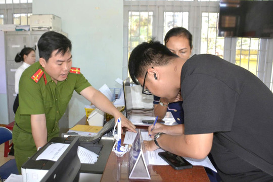 Tăng “sức đề kháng” thông tin, giữ vững ổn định từ cơ sở