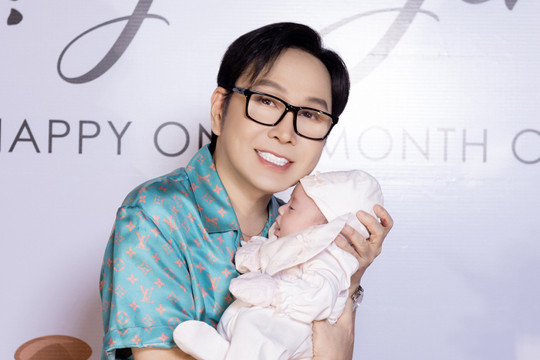 NSƯT Vũ Luân: Hạnh phúc viên mãn khi lần đầu làm cha ở tuổi 53