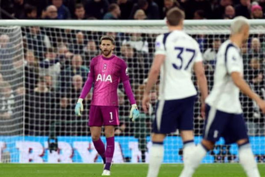 Tottenham 1-2 Fulham: Sụp đổ chóng vánh chỉ sau 6 phút