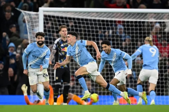 Premier League: Man City tạo áp lực lên trận 'đại chiến' Chelsea-Arsenal