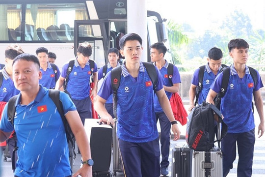 U22 Việt Nam khởi hành đến SEA Games 33 với mục tiêu vàng
