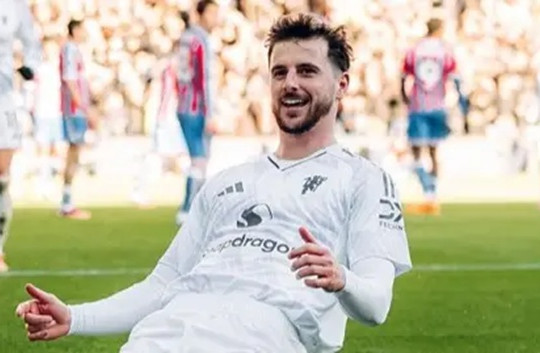 Mount ấn định chiến thắng, Man Utd ngược dòng hạ Palace 2-1