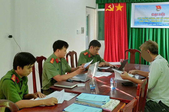Củng cố hồ sơ, xử lý trường hợp đăng tin sai sự thật về bão lũ