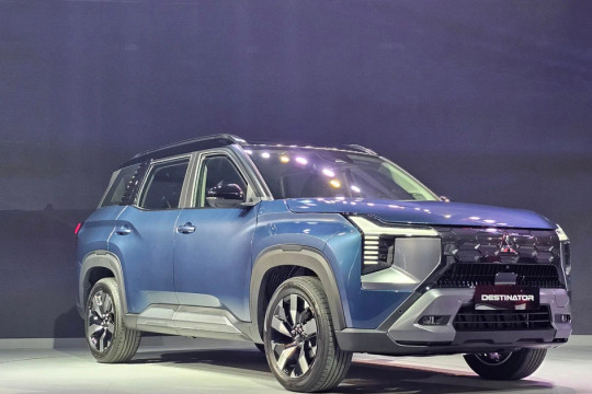 Tân binh xe Nhật khuấy động phân khúc SUV cỡ C