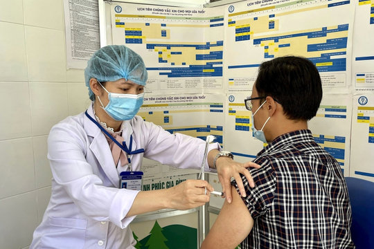 Chủ động phòng bệnh uốn ván mùa mưa lũ