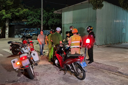 Xây dựng thế trận an ninh từ các phong trào thi đua
