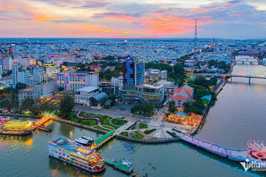 Cần Thơ: Khám phá Bến Ninh Kiều và những điểm đến lân cận