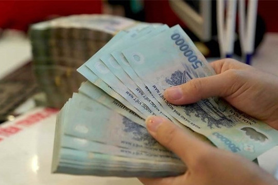 Trước 25/12, báo cáo tiền lương, thưởng Tết