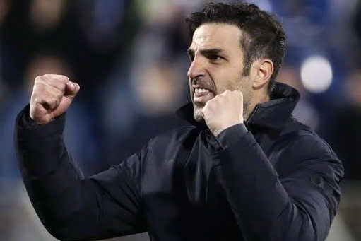 Fabregas - huyền thoại mới trên băng ghế huấn luyện