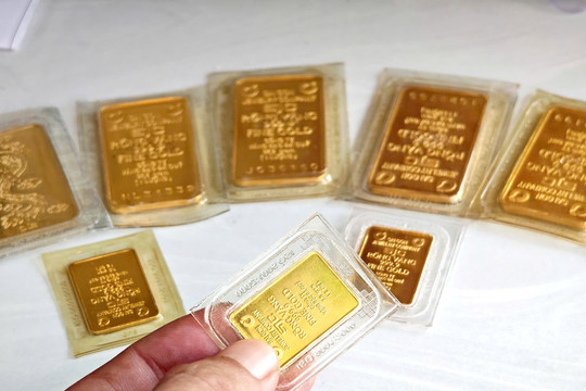Cập nhật giá vàng trưa nay 3/12/2025: Giá vàng SJC, giá vàng 24k 9999, giá vàng nhẫn, vàng thế giới