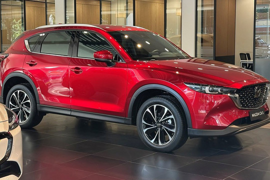 Mazda CX-5 ưu đãi lớn, giá thực tế chưa tới 700 triệu đồng