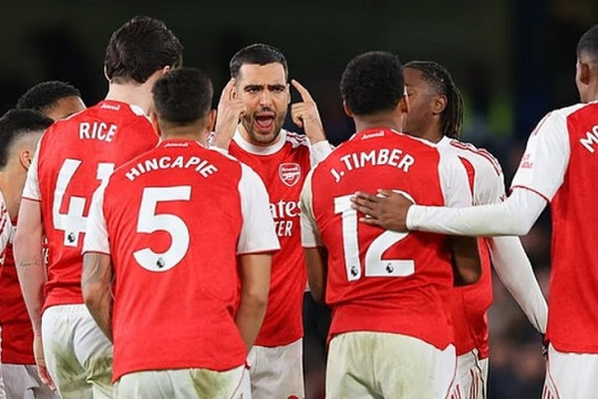 Arsenal dẫn đầu Ngoại hạng Anh: Thử thách lớn nhất là chính mình