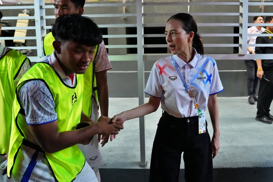 U22 Thái Lan đại thắng 6-1, Madam Pang thưởng nóng nửa triệu baht