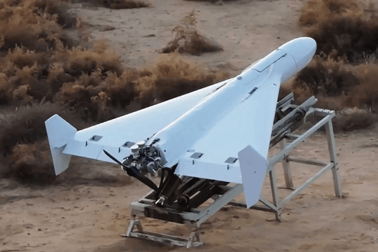 Trung Quốc thử UAV Loong M9; Mỹ bắn Stinger M-SHORAD