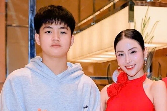 Con trai Mai Hồ 14 tuổi cao 1m74, ngoại hình gây chú ý