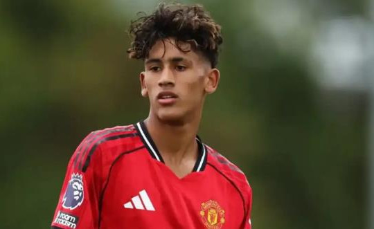 Barca hỏi mua 'Neymar mới' của MU, Premier League dậy sóng