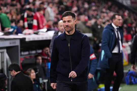 Real Madrid lột xác với sơ đồ 3-5-2 của HLV Xabi Alonso
