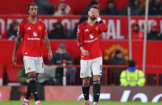 Hòa West Ham 1-1, Man United bộc lộ điểm yếu cố hữu