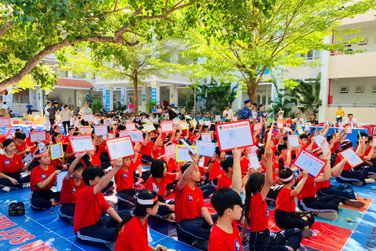 Sôi nổi Vòng 1 Cuộc thi “Em yêu biển, đảo quê hương”