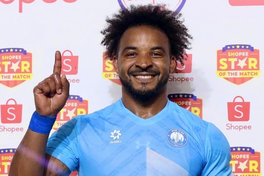 Nguyễn Xuân Son lập hat-trick, truyền thông Thái Lan chú ý