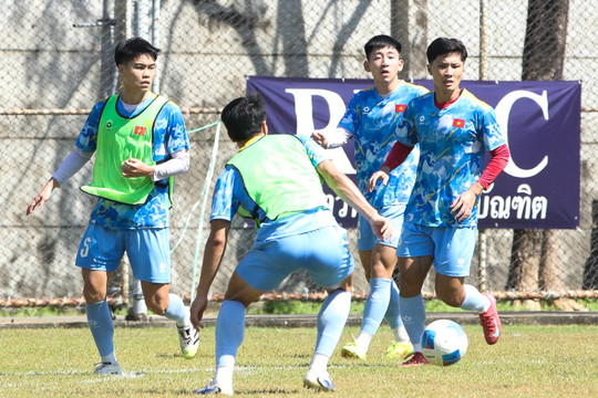 Thắng đậm U22 Lào, U22 Malaysia trực tiếp thách thức Việt Nam