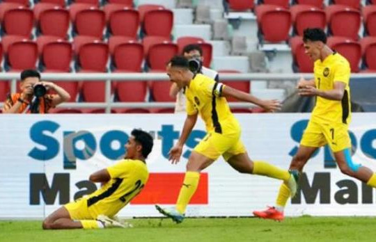 U22 Malaysia ngược dòng 4-1, truyền thông Thái Lan cảnh báo Việt Nam