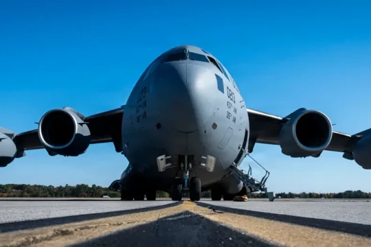 Đội bay vận tải già hóa, điểm yếu của Không quân Mỹ