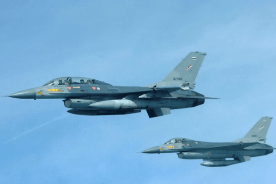 Vì sao Thái Lan chọn F-16 và Gripen, không mua hạng nặng
