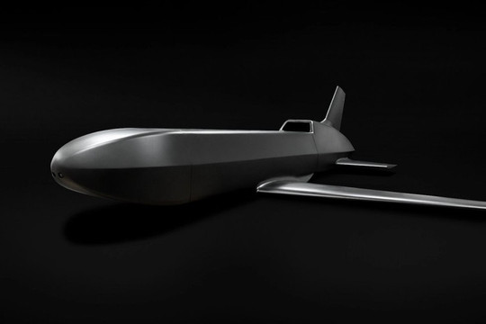 Narwhal: tên lửa hành trình Séc tầm 680 km, 120 kg