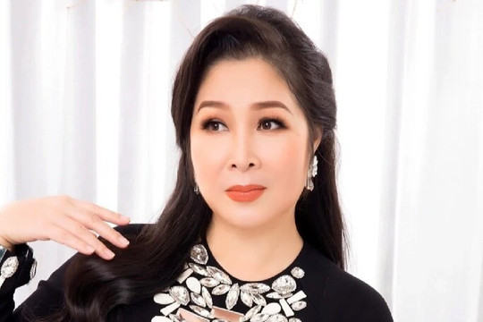NSND Hồng Vân: Nữ nghệ sĩ đa tài của sân khấu Việt Nam
