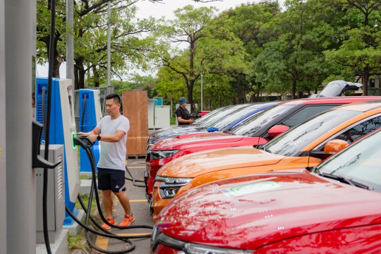 Bộ Công thương bổ sung quy định riêng về giá điện cho xe sạc điện
