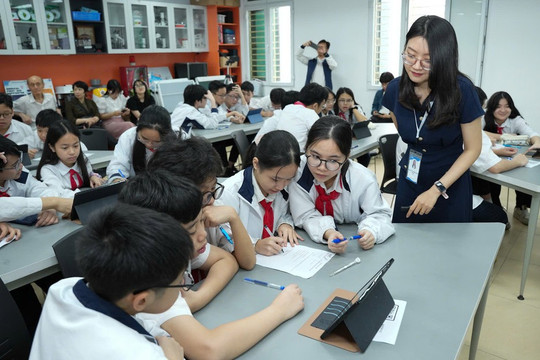 Tính thời gian hưởng phụ cấp thâm niên nhà giáo thế nào?