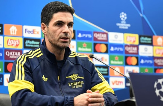 Club Brugge thay HLV, Arsenal đối mặt 'ẩn số' tại Champions League
