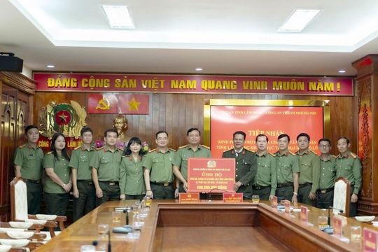 Công an Hà Nội hỗ trợ Lâm Đồng 500 triệu đồng khắc phục thiên tai