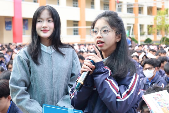 Tư vấn hướng nghiệp Gen Z chọn ngành trong kỷ nguyên AI tại Lâm Đồng