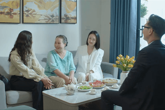 Lằn ranh tập 27: Khắc đối mặt kỷ luật, Vinh khai nhận tội