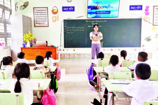 Những ngôi trường mới nơi biên giới