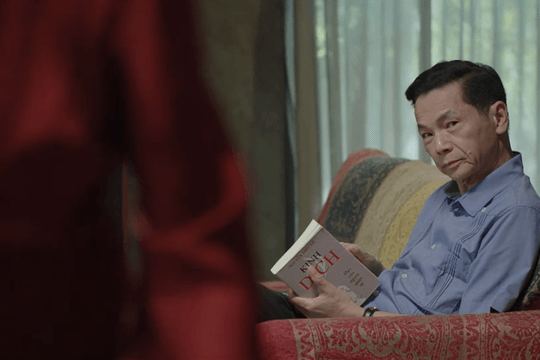 Lằn ranh tập 28: Lộ diện mối quan hệ giữa Phó Bí thư và Trinh