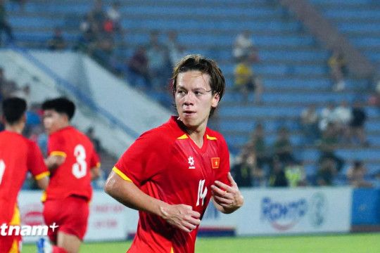 Trực tiếp U22 Việt Nam vs U22 Malaysia: Việt kiều Viktor Lê lần đầu đá chính