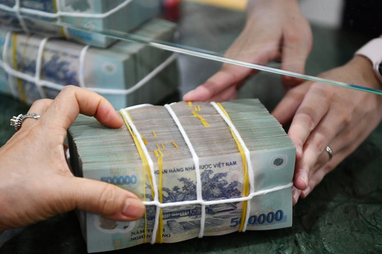 Lãi suất ngân hàng 12/12: BIDV nhập cuộc đua tăng lãi suất