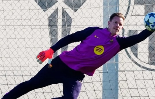 Tương lai Ter Stegen tại Barca: Lối thoát duy nhất là ra đi?