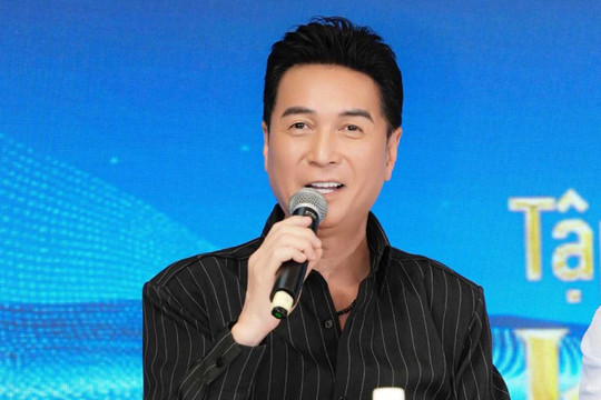 Danh ca Nguyễn Hưng: Phong độ tuổi 68 và cuộc sống tại Mỹ