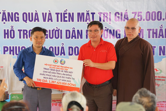 Hội Chữ thập đỏ Đồng Nai hỗ trợ người dân Lâm Đồng bị ảnh hưởng mưa lũ