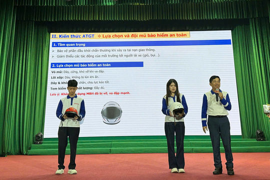 Đẩy mạnh tuyên truyền về an toàn giao thông, hướng dẫn kỹ năng lái xe an toàn