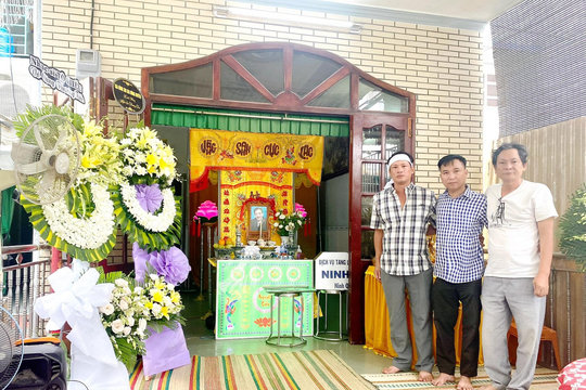 Gia đình nghệ sĩ Thương Tín cảnh báo lừa đảo quyên góp tang lễ