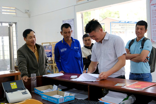 Áp lực nhân lực ở Tà Năng
