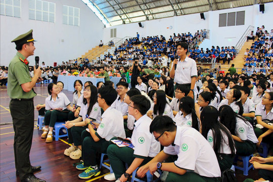 Lan tỏa chương trình Workshop “Hành trang số an toàn”