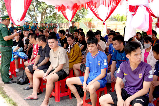 Trở về từ địa ngục “Việc nhẹ lương cao”  Kỳ 3: Phơi bày sự thật “Việc nhẹ lương cao”