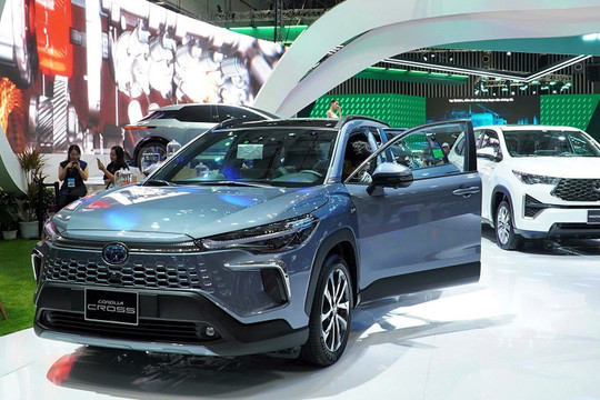 Xe hybrid giảm giá mạnh, ngay trước thềm điều chỉnh thuế tiêu thụ đặc biệt