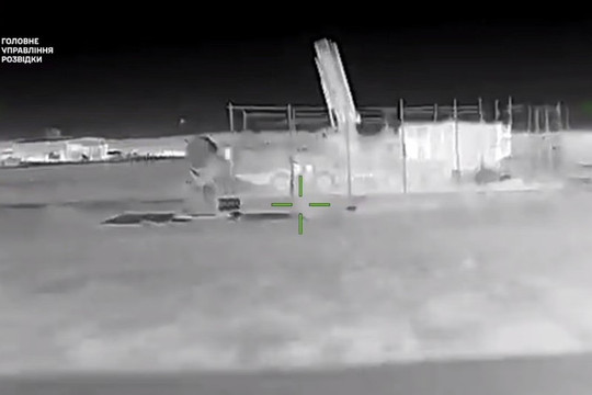GUR nói đã đánh hỏng radar S-400 tại Crimea bằng UAV